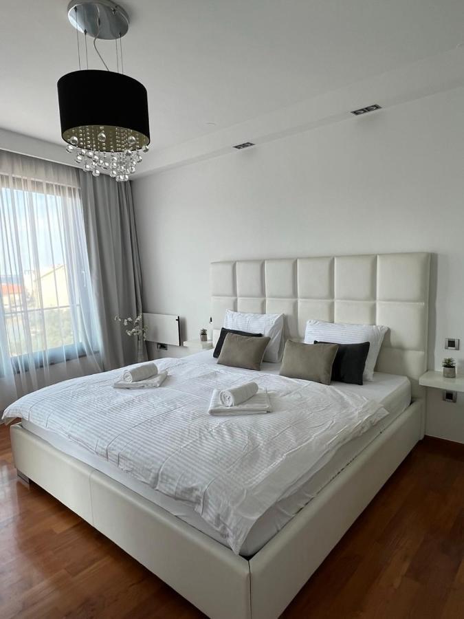Luxury Laurus Penthouse With Awesome Sea View Apartment Primosten Exterior photo